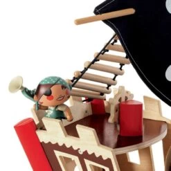 Ze Pirat Boat - Bateau Pirate Djeco En Bois 11 Ze Pirat Boat - Bateau Pirate Djeco En Bois -Le Monde Heureux De Djeco bateau pirates arty toys 4